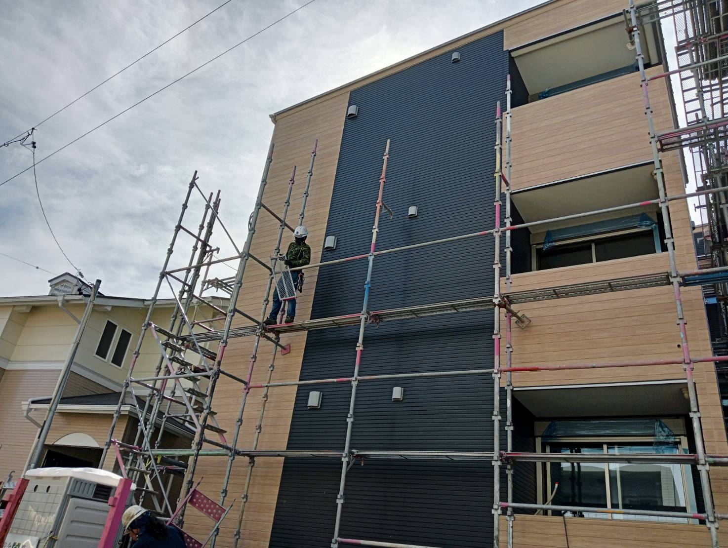 名古屋市　3階建ての現場